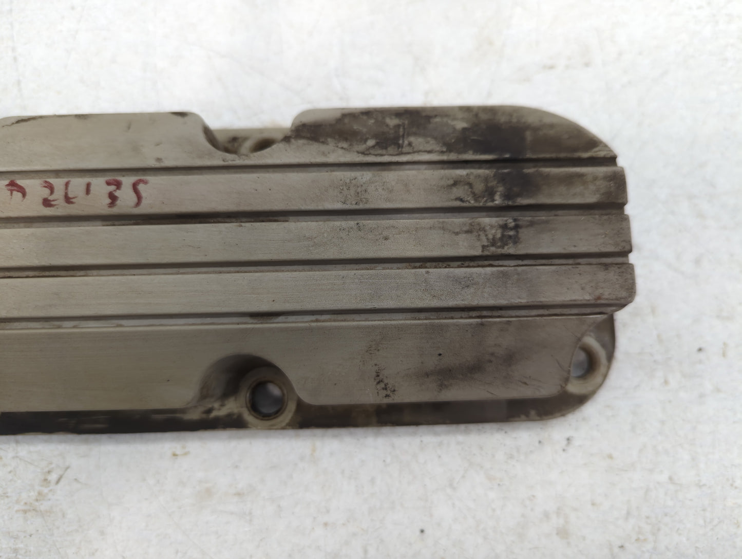 2001 Buick Lesabre Driver Left Cylinder Head Valve Cover P/N:25532625 25534744 Fits OEM Used Auto Parts - Oemusedautoparts1.