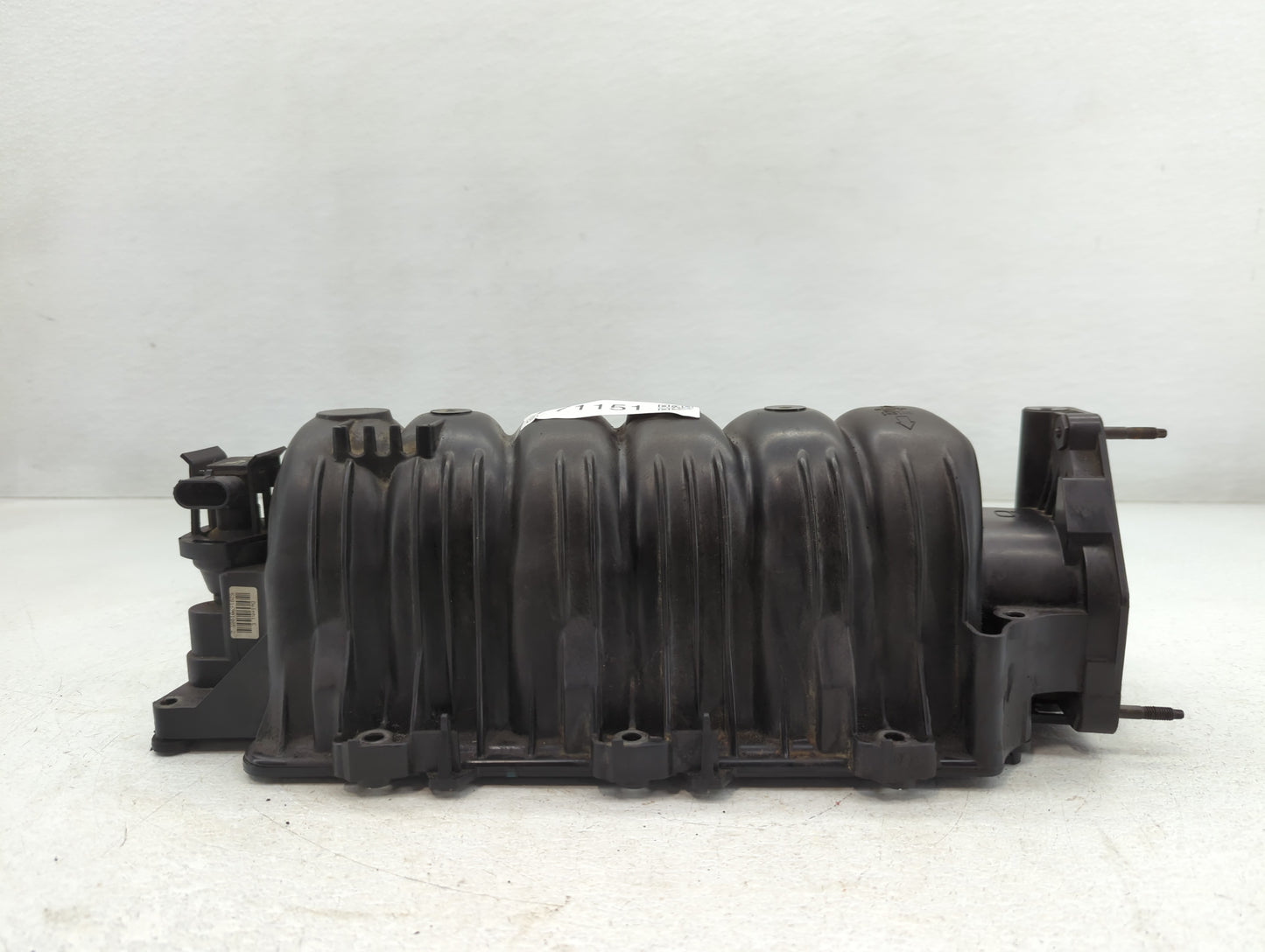 1996-2005 Buick Lesabre Air Intake Manifold P/N:52816901065 Fits Fits 1995 1996 1997 1998 1999 2000 2001 2002 2003 2004 2005