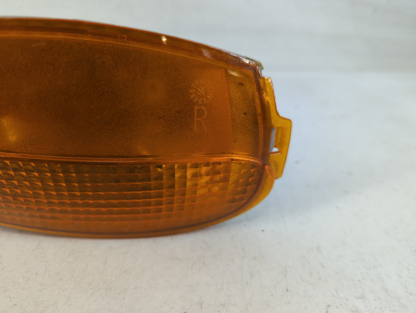 2000-2005 Buick Lesabre Passenger Right Oem Fog Light Lamp - Oemusedautoparts1.com
