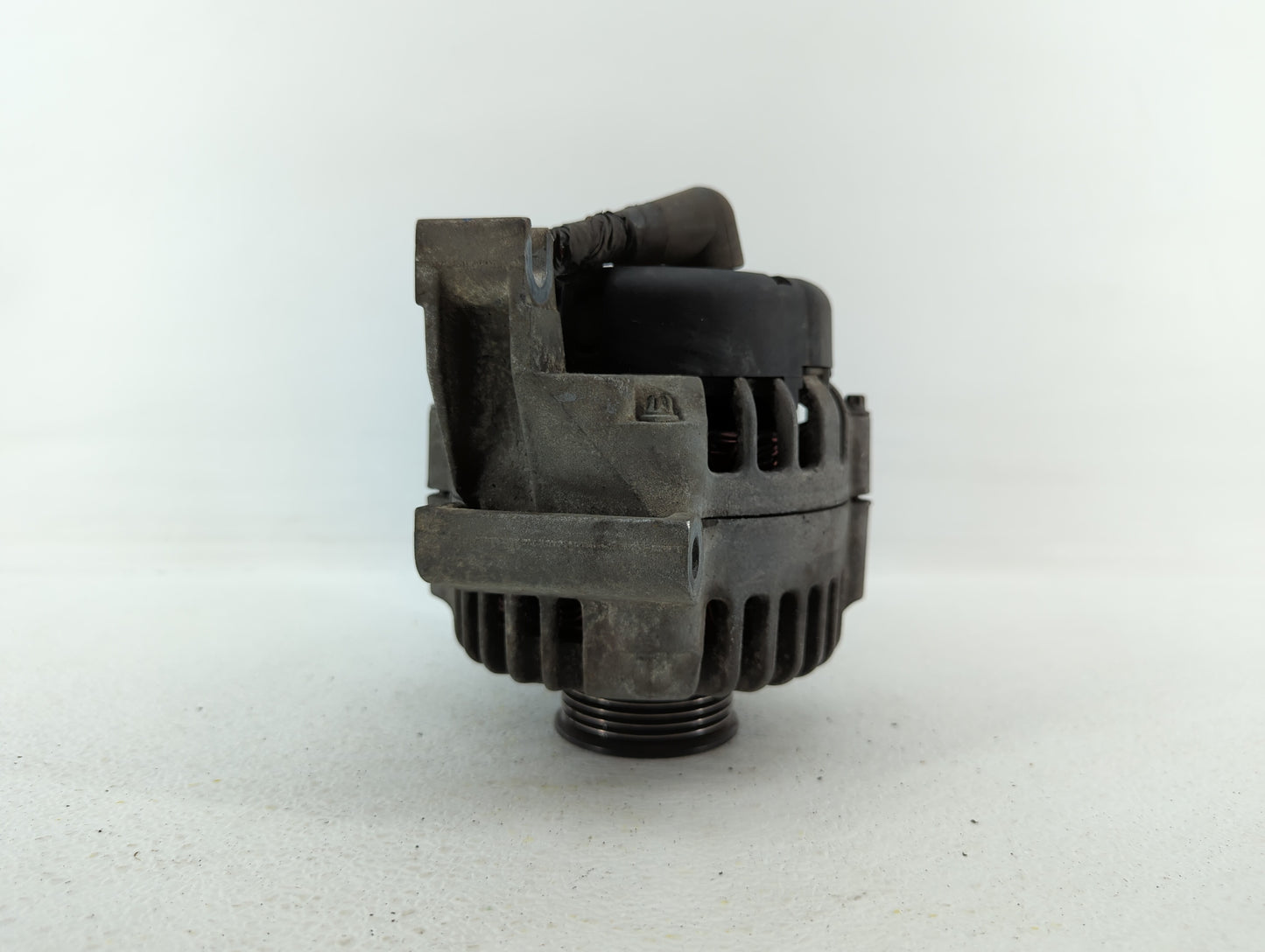 1999-2001 Buick Regal Alternator Replacement Generator Charging Assembly Engine OEM Fits Fits 1999 2000 2001 OEM Used Auto P