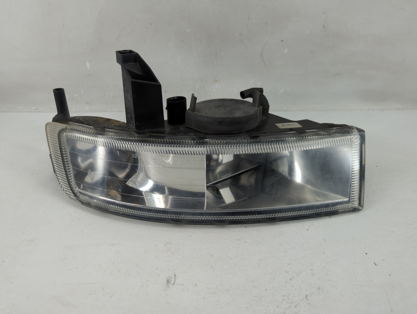 2000-2001 Cadillac Catera Driver Left Oem Front Light Lamp - Oemusedautoparts1.com