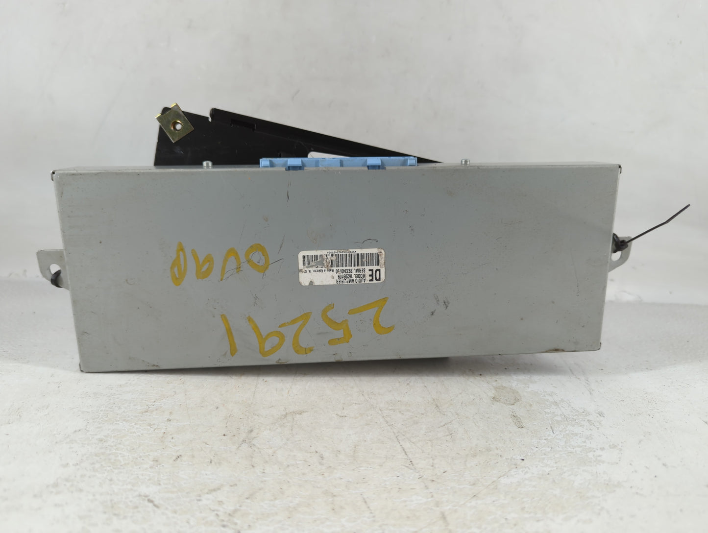 2001 Cadillac Catera Radio Speaker Amplifier 293340790|16209109 - Oemusedautoparts1.com