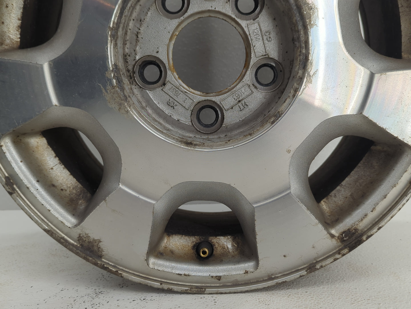 2000-2002 Cadillac Deville Oem Wheel Rim 842287 - Oemusedautoparts1.com