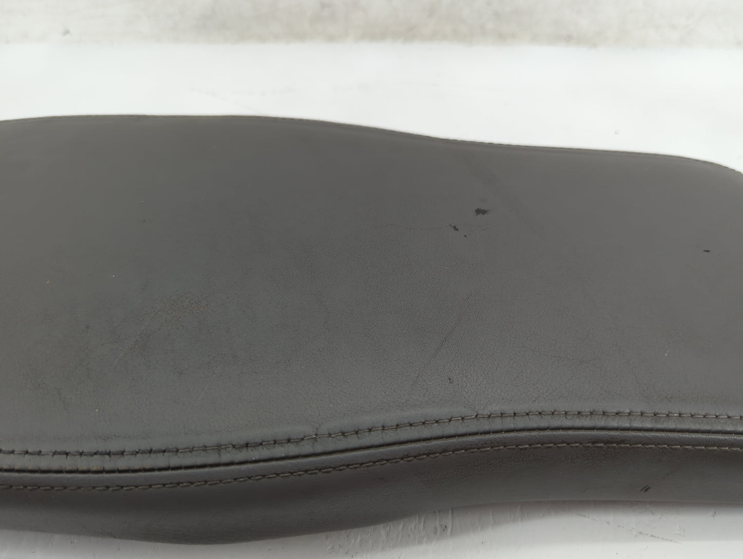 2000-2005 Cadillac Deville Center Console Armrest Cover Lid Fits Fits 2000 2001 2002 2003 2004 2005 OEM Used Auto Parts - Oe