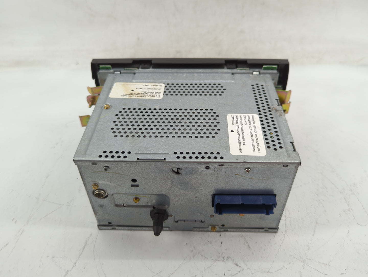 2000-2001 Cadillac Deville Radio AM FM Cd Player Receiver Replacement Fits Fits 2000 2001 OEM Used Auto Parts - Oemusedautop