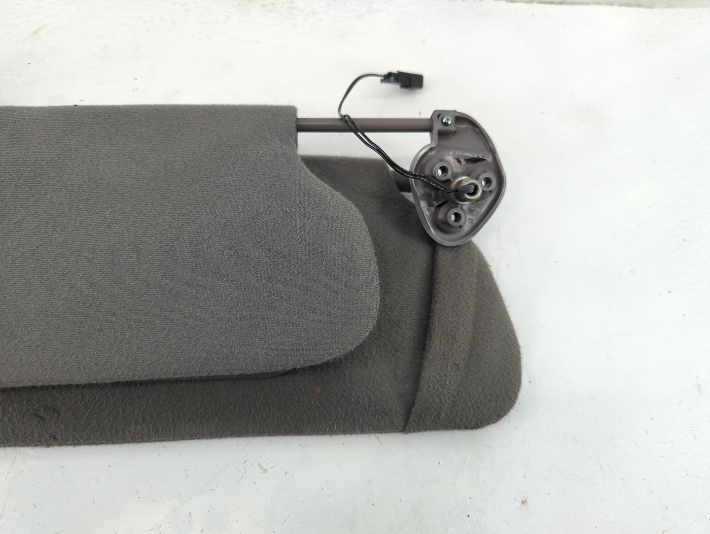 2000-2005 Cadillac Deville Sun Visor Shade Replacement Passenger Right Mirror Fits Fits 2000 2001 2002 2003 2004 2005 OEM Us