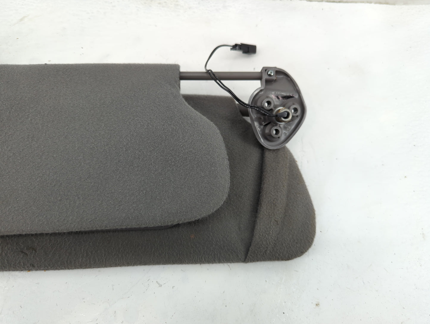 2000-2005 Cadillac Deville Sun Visor Shade Replacement Passenger Right Mirror Fits Fits 2000 2001 2002 2003 2004 2005 OEM Us