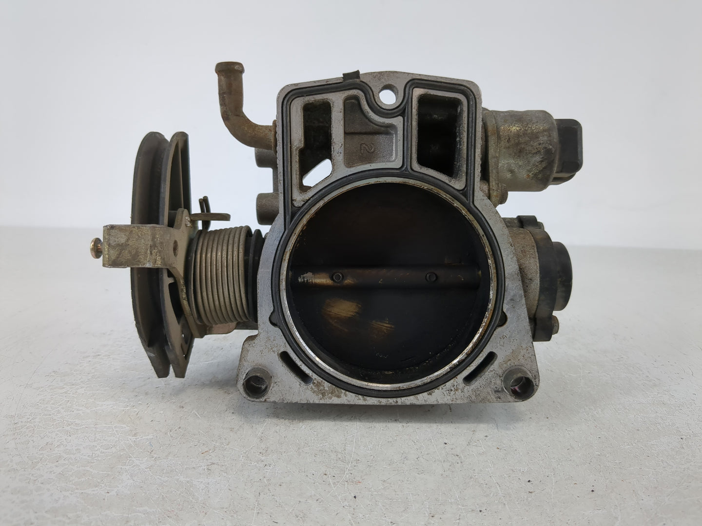 2000-2004 Cadillac Seville Throttle Body P/N:f005 t0 0005 Fits Fits 2000 2001 2002 2003 2004 2005 OEM Used Auto Parts - Oemu