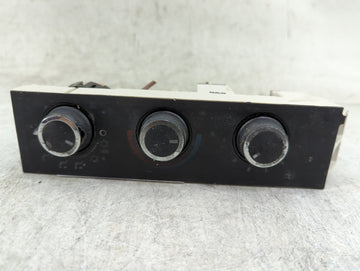 2001 Chevrolet Astro Climate Control Module Temperature AC/Heater Replacement P/N:84555663 16202950 Fits OEM Used Auto Parts