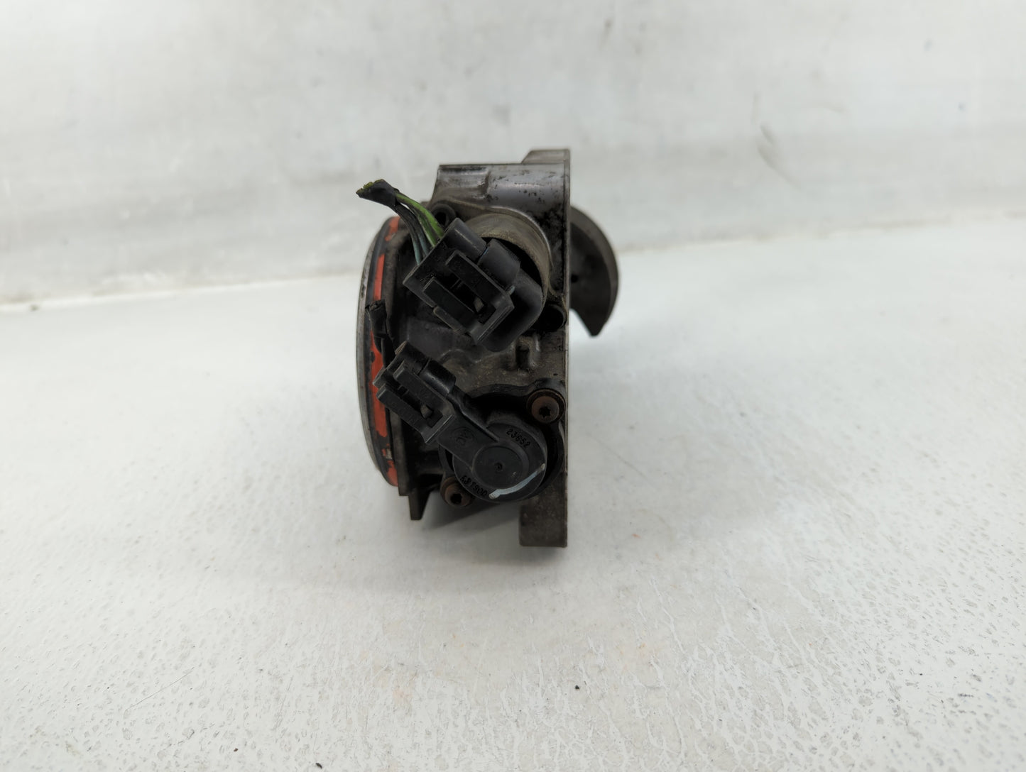 1996-2001 Chevrolet Astro Throttle Body Fits Fits 1996 1997 1998 1999 2001 OEM Used Auto Parts - Oemusedautoparts1.com
