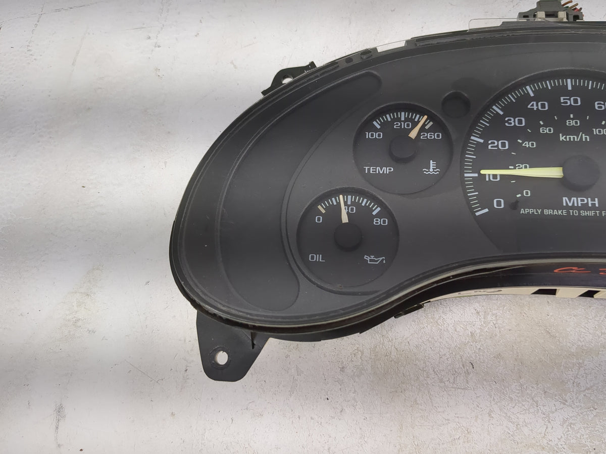 2000-2005 Chevrolet Blazer Instrument Cluster Speedometer Gauges P/N:16248245 167785 Miles: Fits OEM Used Auto Parts - Oemus