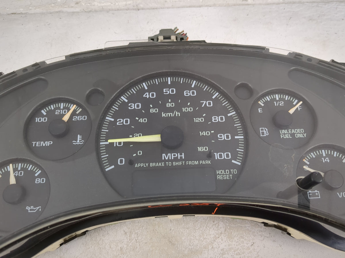 2000-2005 Chevrolet Blazer Instrument Cluster Speedometer Gauges P/N:16248245 167785 Miles: Fits OEM Used Auto Parts - Oemus
