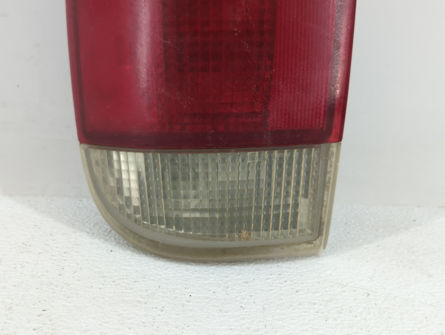 1995-2005 Chevrolet Blazer Tail Light Assembly Driver Left OEM P/N:16516093 16518499 Fits OEM Used Auto Parts - Oemusedautop