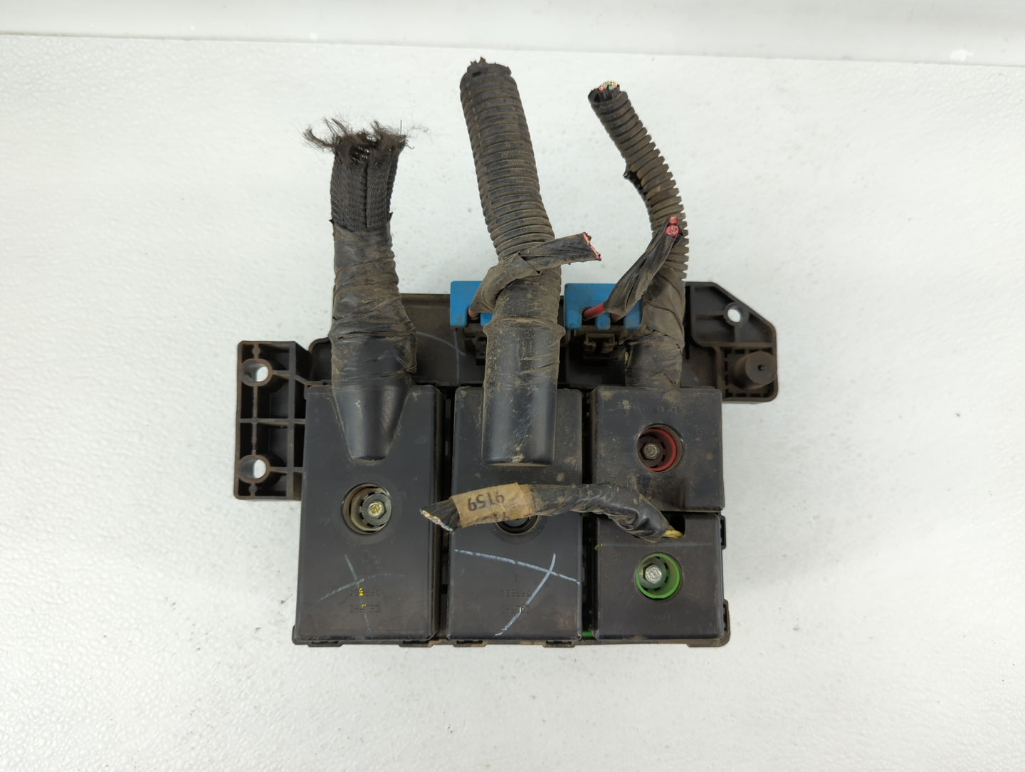 2001 Chevrolet Blazer Fuel Vapor Charcoal Canister - Oemusedautoparts1.com