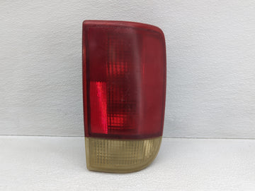 1995-2005 Chevrolet Blazer Tail Light Assembly Passenger Right OEM P/N:16518500A Fits OEM Used Auto Parts - Oemusedautoparts