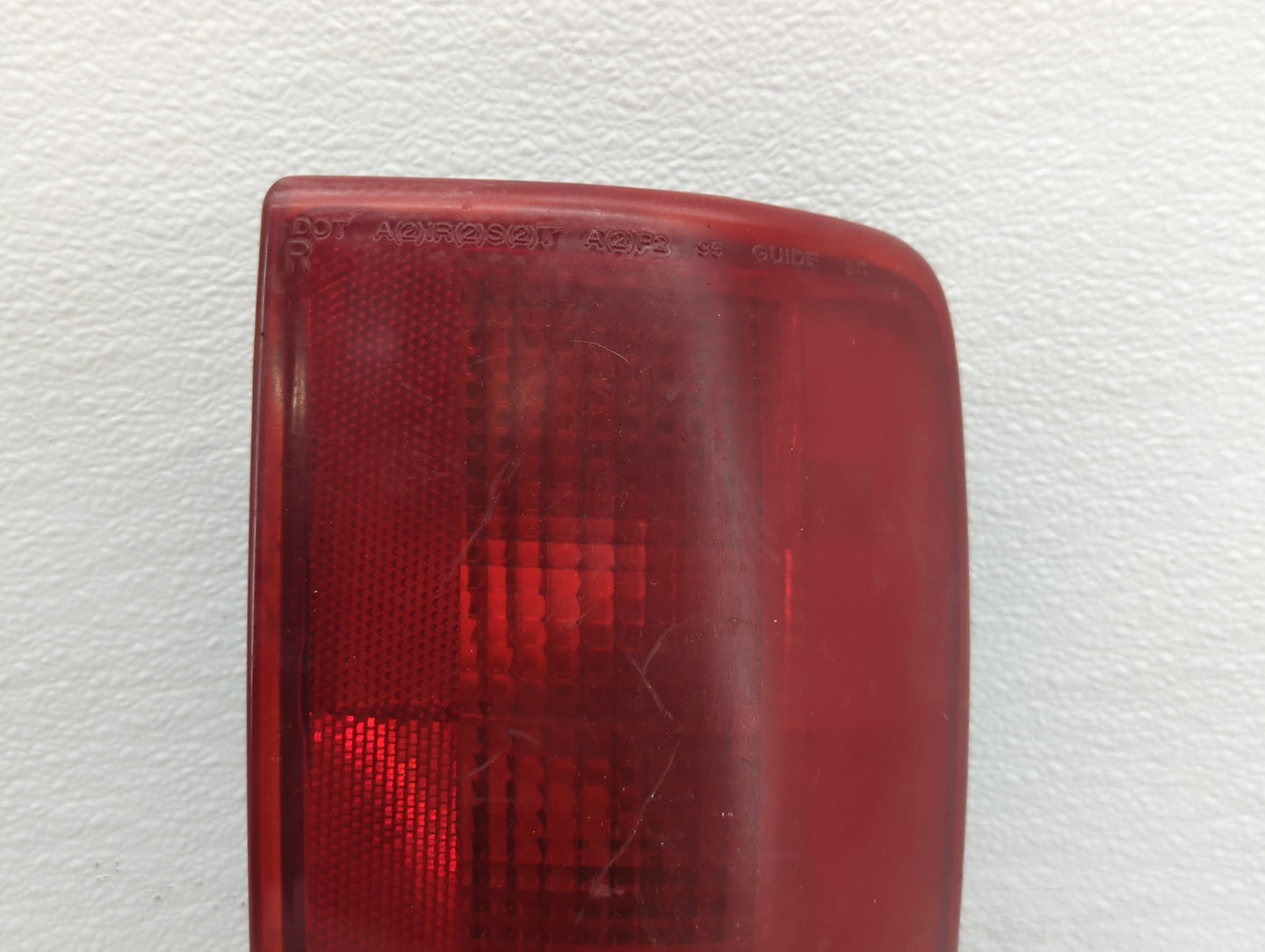 1995-2005 Chevrolet Blazer Tail Light Assembly Passenger Right OEM P/N:16518500A Fits OEM Used Auto Parts - Oemusedautoparts