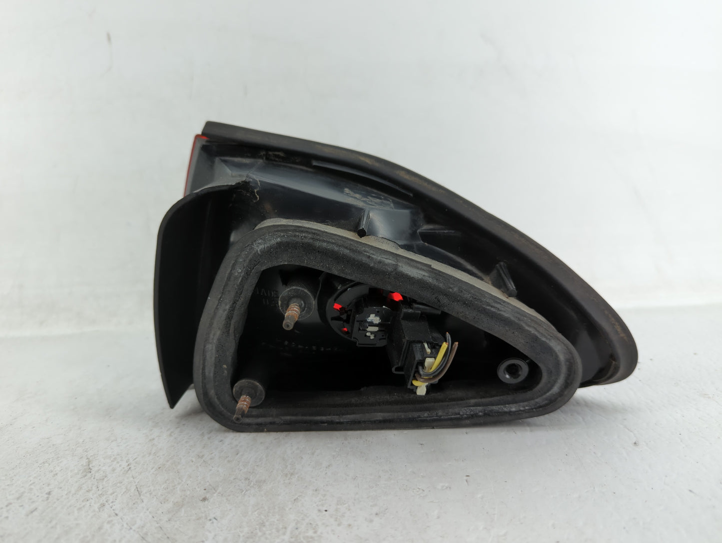 2000-2002 Chevrolet Cavalier Tail Light Assembly Driver Left OEM Fits Fits 2000 2001 2002 OEM Used Auto Parts - Oemusedautop