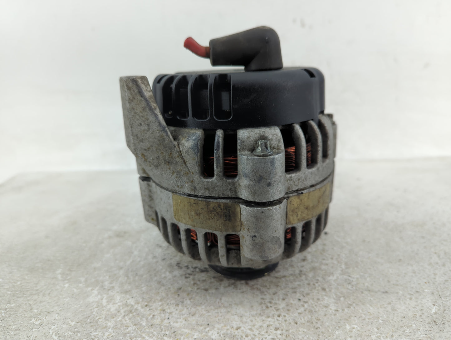 2000-2001 Chevrolet Impala Alternator Replacement Generator Charging Assembly Engine OEM Fits Fits 2000 2001 OEM Used Auto P