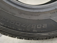 Used Tire 205/70R15 KELLY EDGE TOURING 96T - Tread Depth 9/32 - Oemusedautoparts1.com