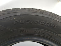 Used Tire 205/70R15 KELLY EDGE TOURING 96T - Tread Depth 9/32 - Oemusedautoparts1.com