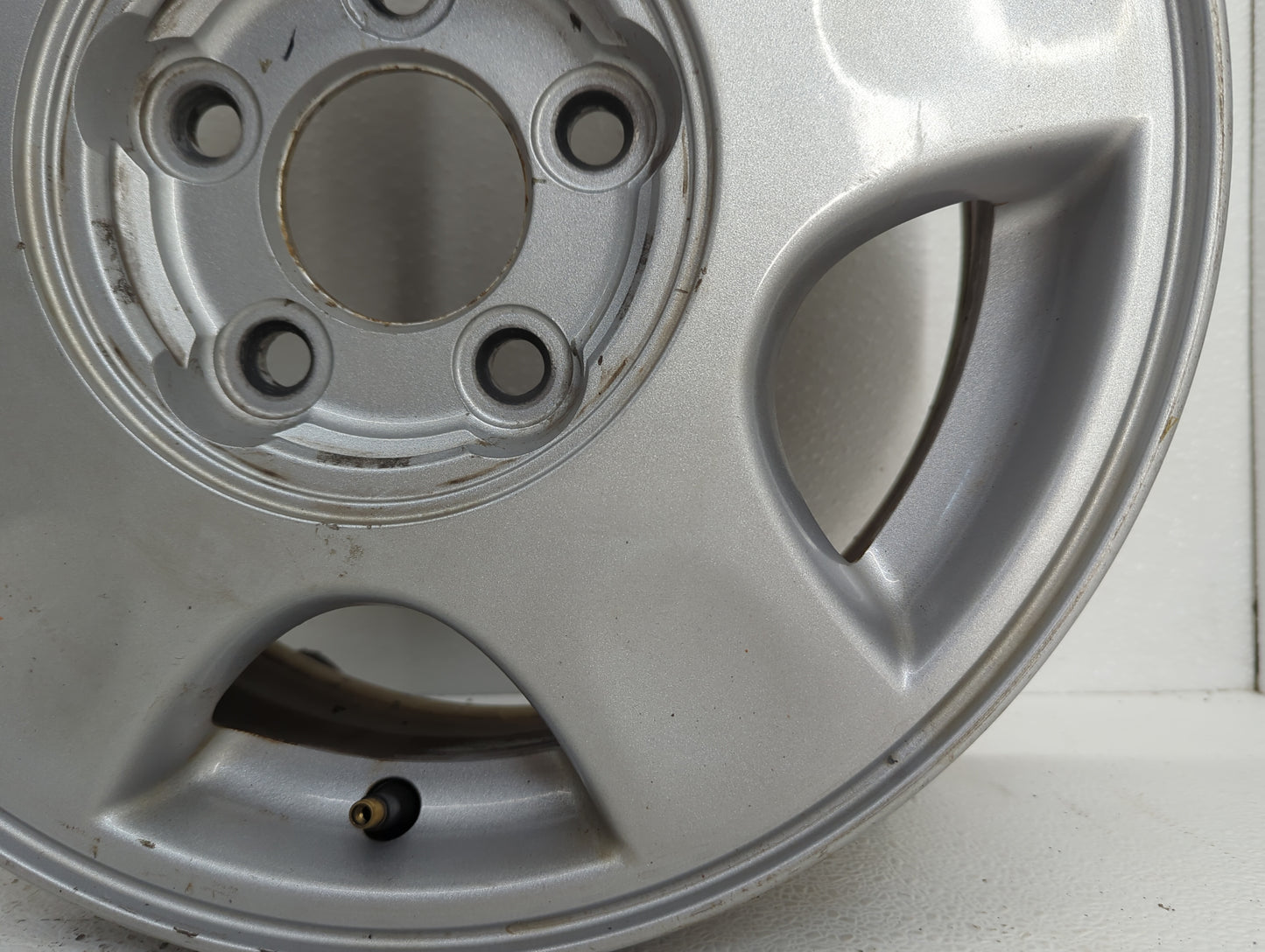 2000-2002 Chevrolet Malibu Oem Wheel Rim - Oemusedautoparts1.com