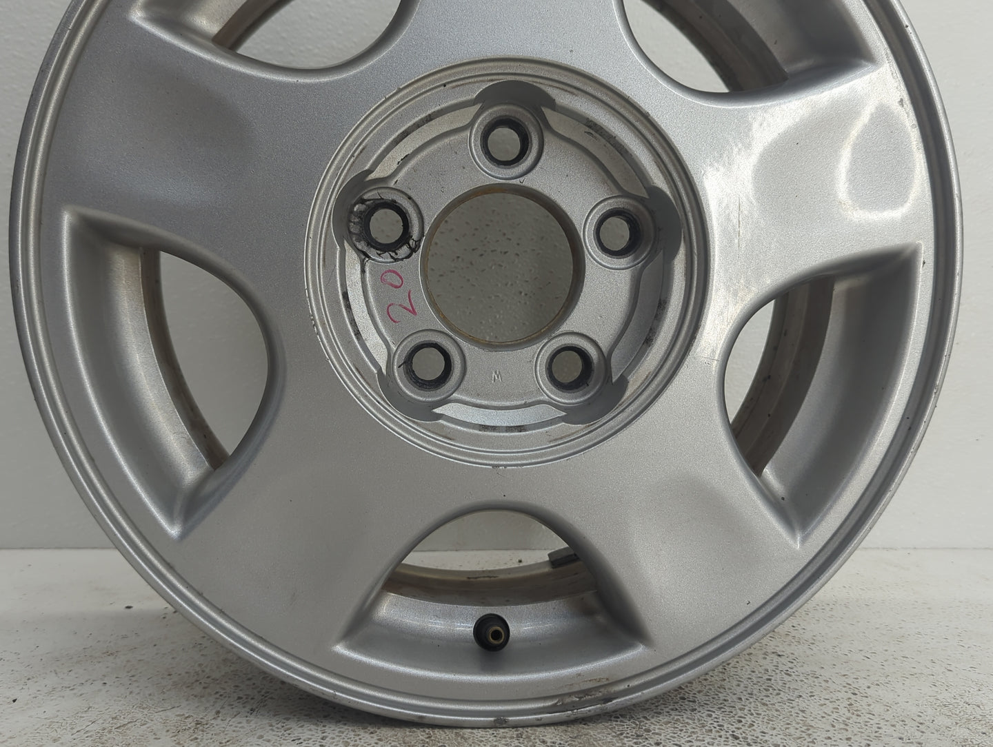 2000-2002 Chevrolet Malibu Oem Wheel Rim 1049696 - Oemusedautoparts1.com