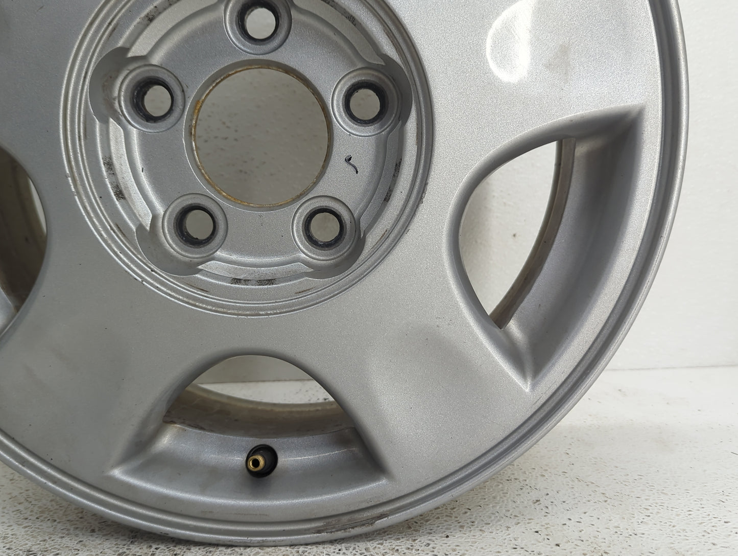 2000-2002 Chevrolet Malibu Oem Wheel Rim - Oemusedautoparts1.com