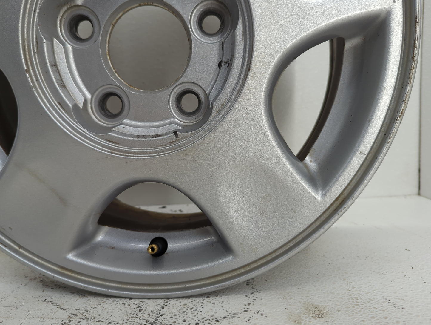 2000-2002 Chevrolet Malibu Oem Wheel Rim 1049698 - Oemusedautoparts1.com