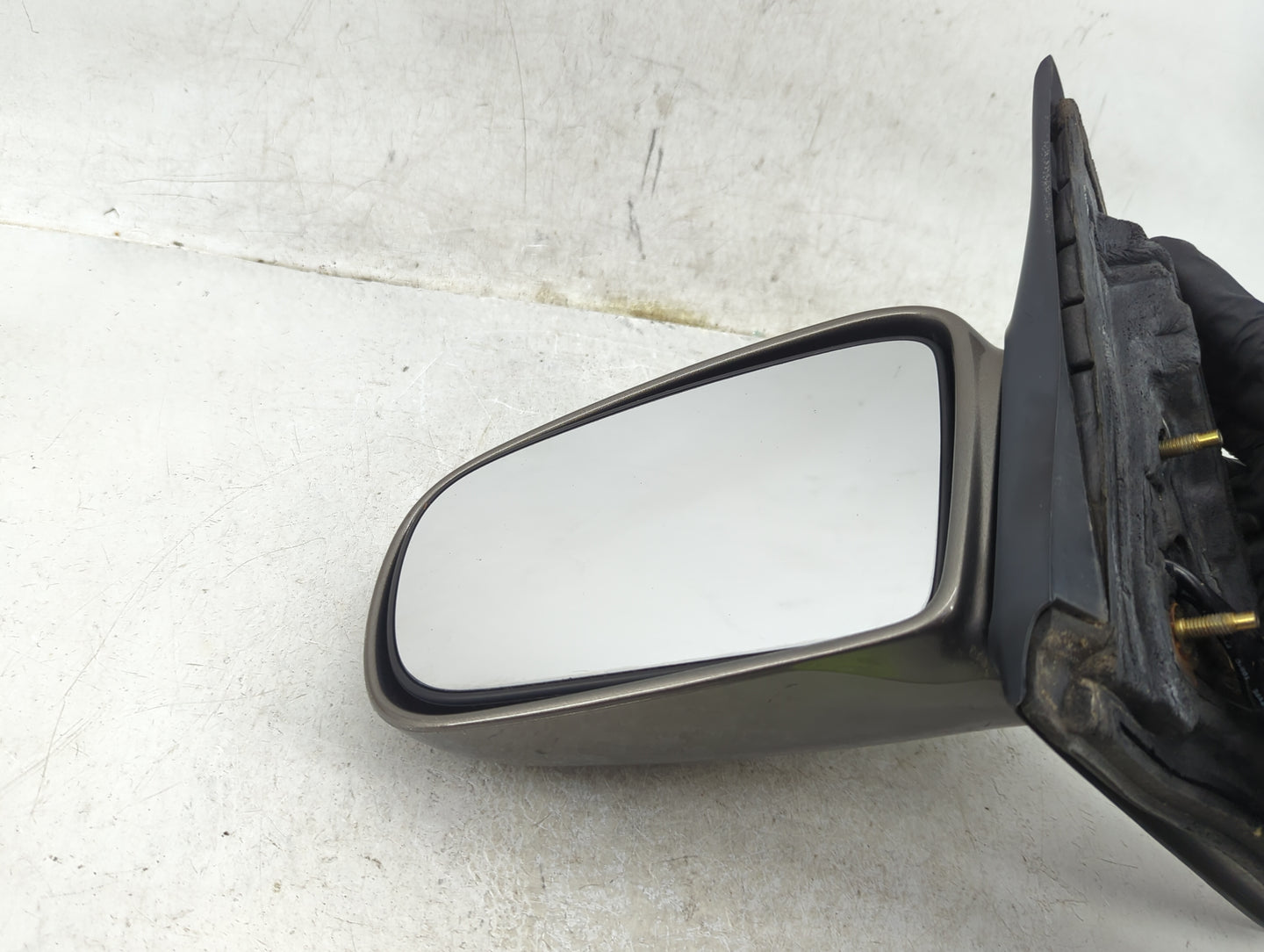 1997-2005 Chevrolet Malibu Driver Side View Mirror - Left Door Mirror OEM Used - Oemusedautoparts1.com