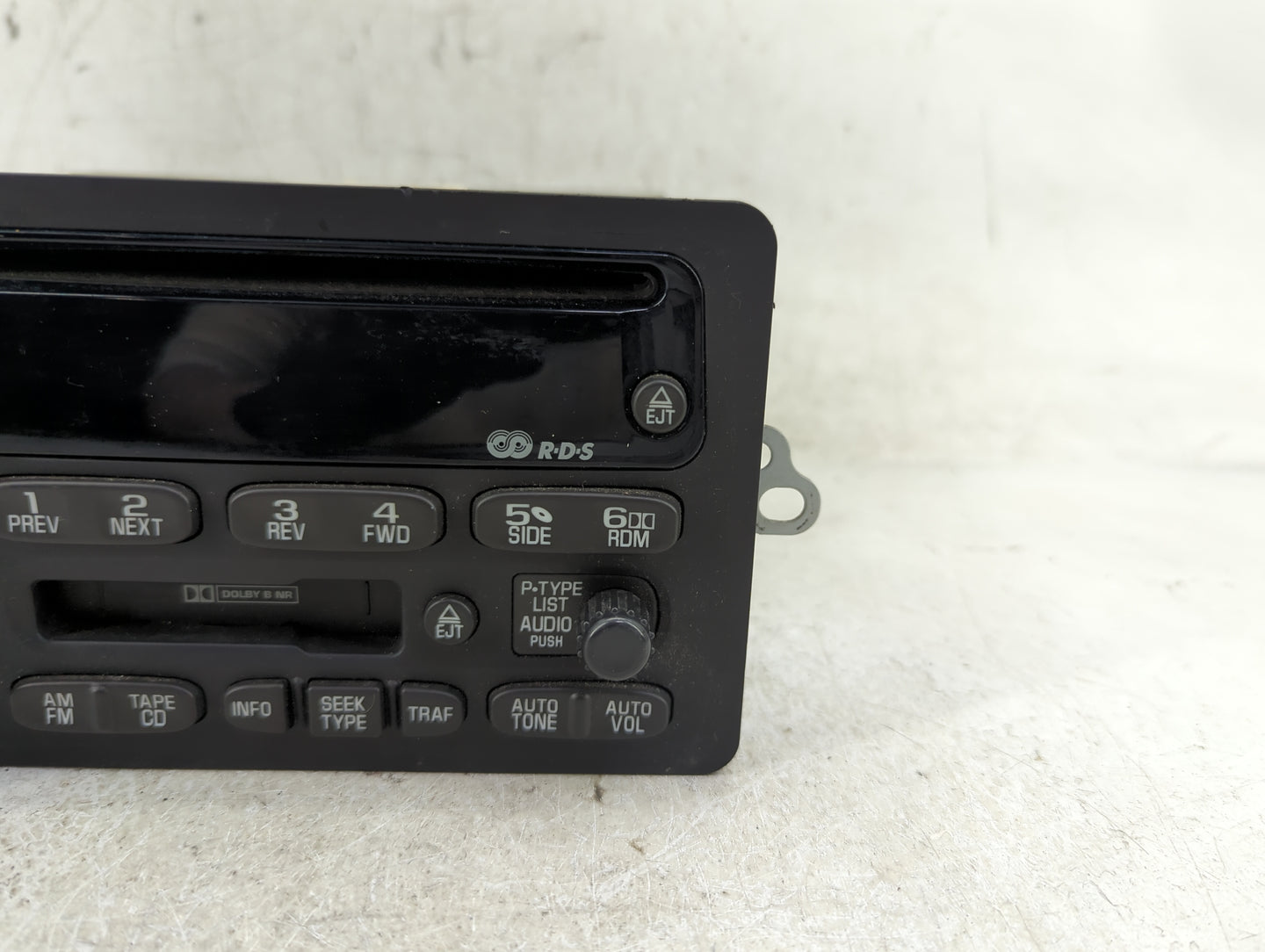 2001 Chevrolet Malibu Radio AM FM Cd Player Receiver Replacement P/N:09394159 Fits Fits 2000 OEM Used Auto Parts - Oemusedau