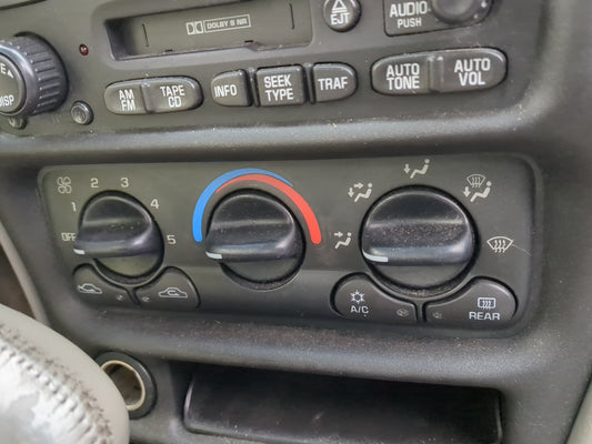 2001-2005 Chevrolet Malibu Climate Control Module Temperature AC/Heater Replacement Fits OEM Used Auto Parts - Oemusedautopa