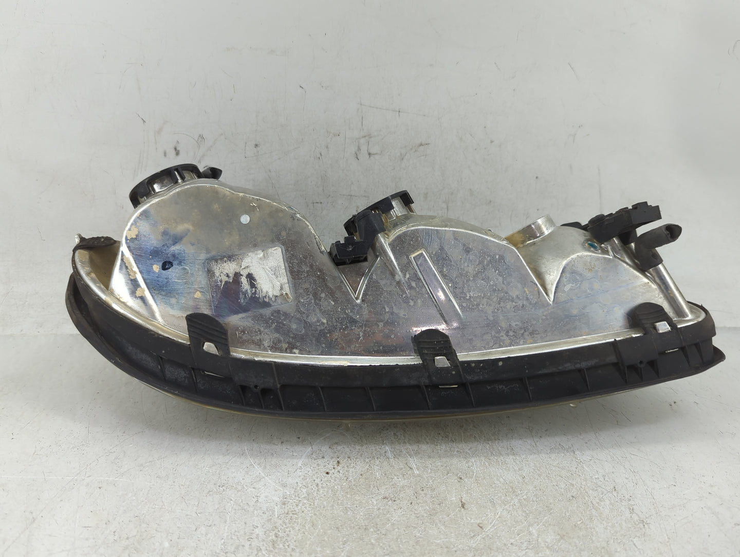 1997-2005 Chevrolet Malibu Driver Left Oem Head Light Headlight Lamp - Oemusedautoparts1.com