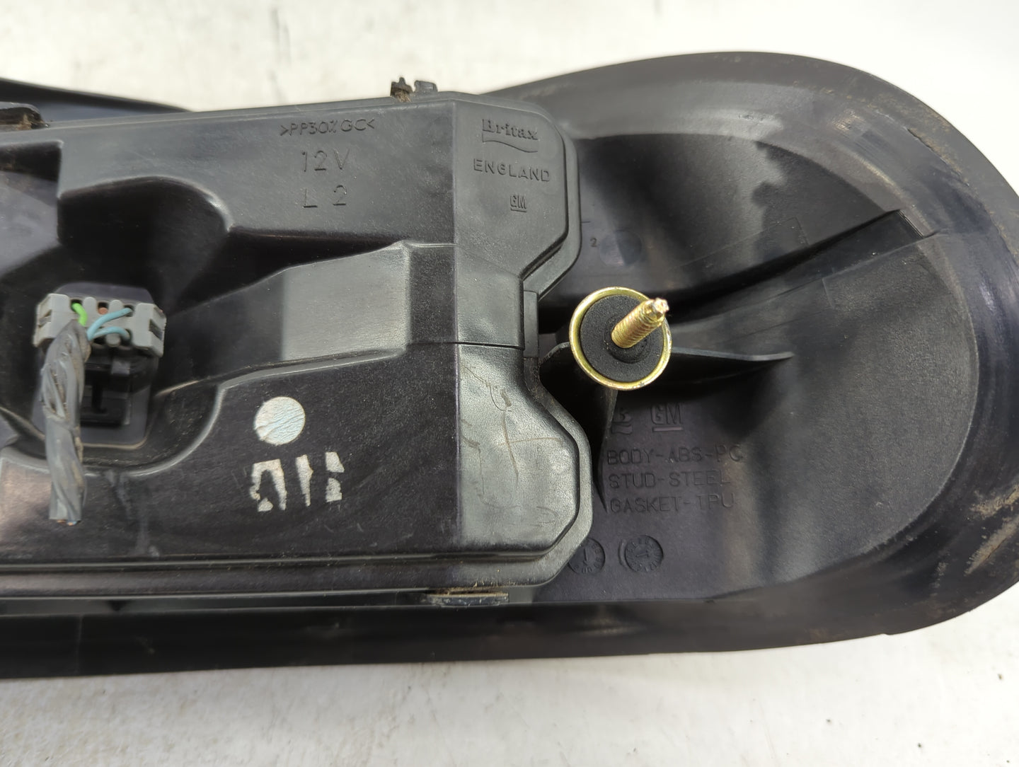 1997-2005 Chevrolet Malibu Tail Light Assembly Driver Left OEM Fits Fits 1997 1998 1999 2000 2001 2002 2003 2004 2005 OEM Us