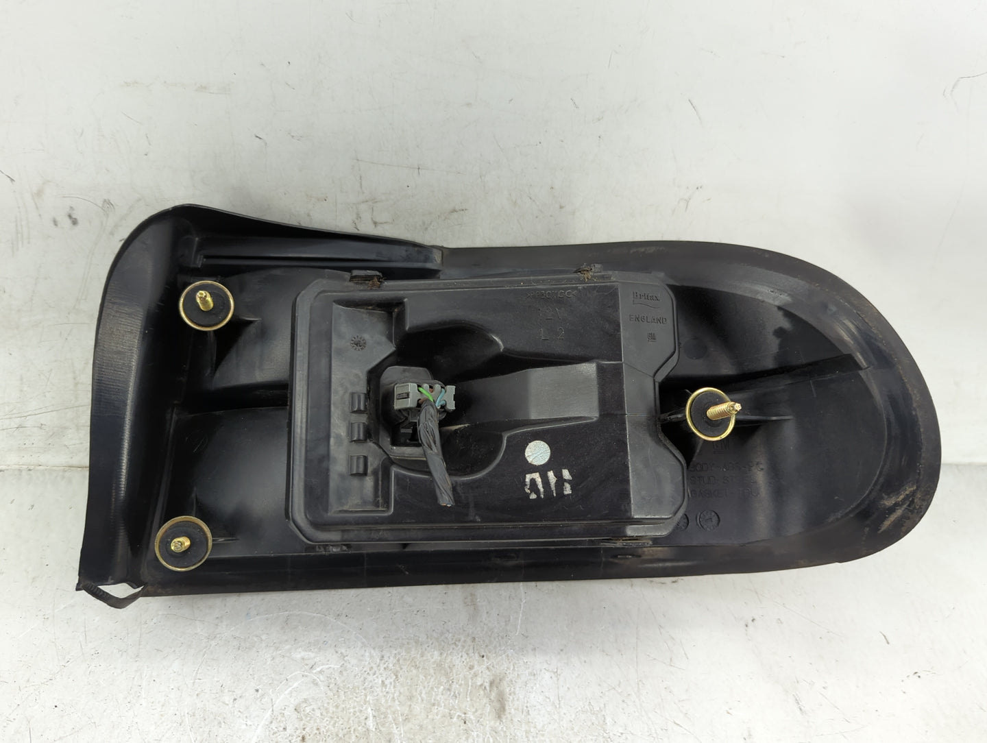 1997-2005 Chevrolet Malibu Tail Light Assembly Driver Left OEM Fits Fits 1997 1998 1999 2000 2001 2002 2003 2004 2005 OEM Us