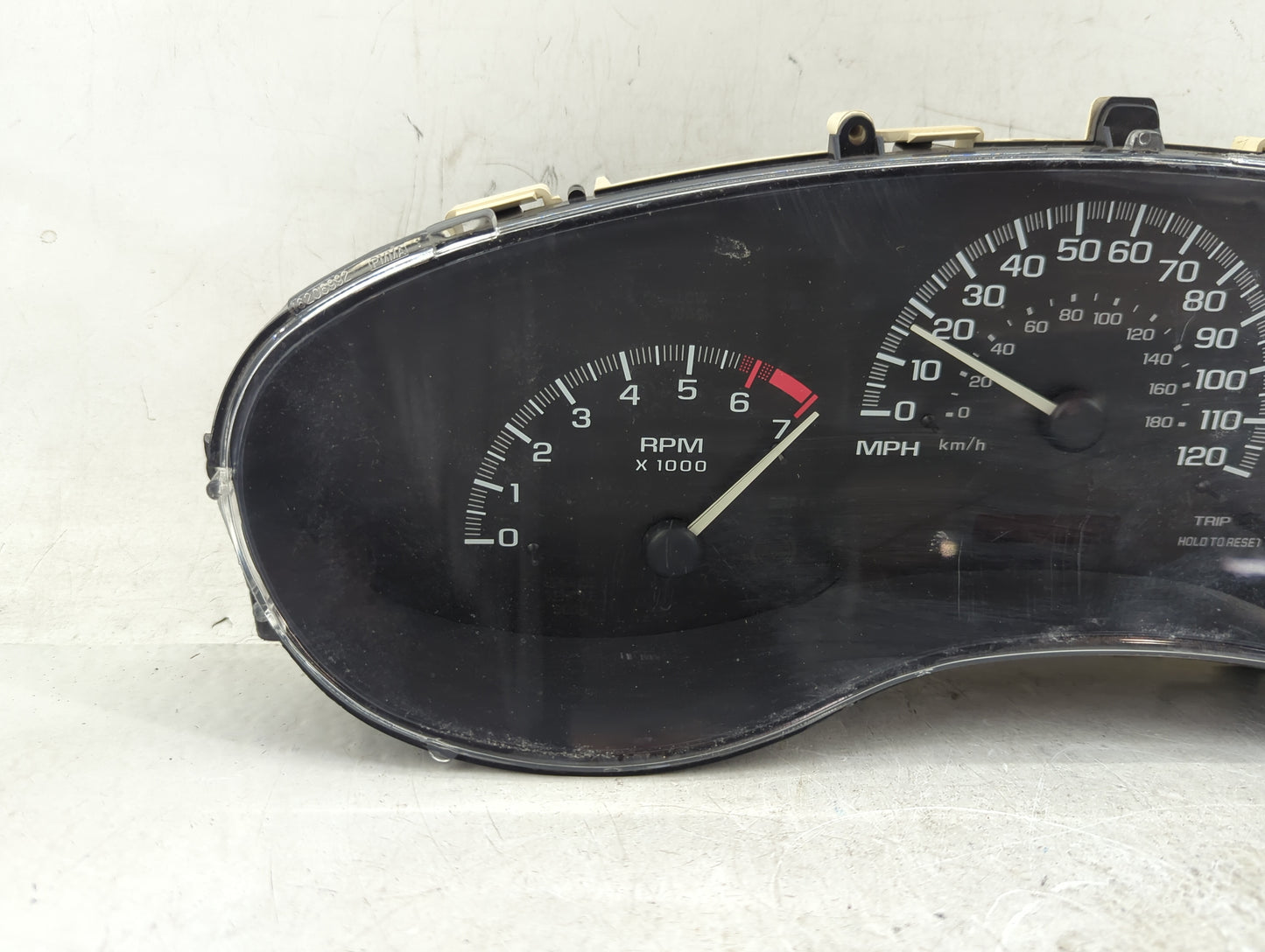 2001-2003 Chevrolet Malibu Instrument Cluster Speedometer Gauges P/N:16206993 09377951 Miles:92K Fits Fits 2001 2002 2003 OE