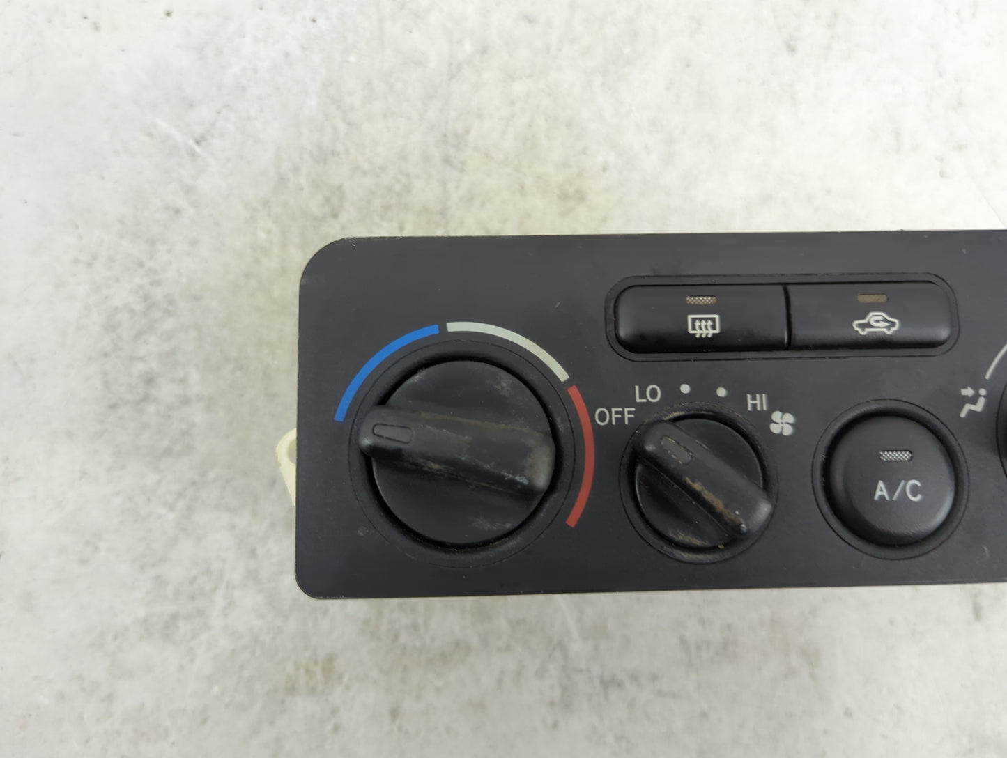 2001-2002 Chevrolet Prizm Climate Control Module Temperature AC/Heater Replacement Fits Fits 2001 2002 OEM Used Auto Parts -