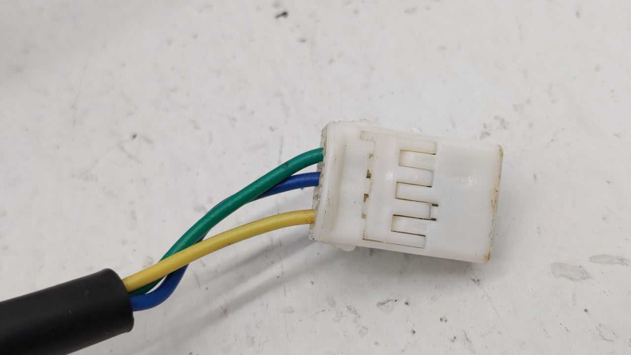 1998-2002 Chevrolet Prizm Side Mirror Replacement Passenger Right View Door Mirror Fits Fits 1998 1999 2000 2001 2002 OEM Us