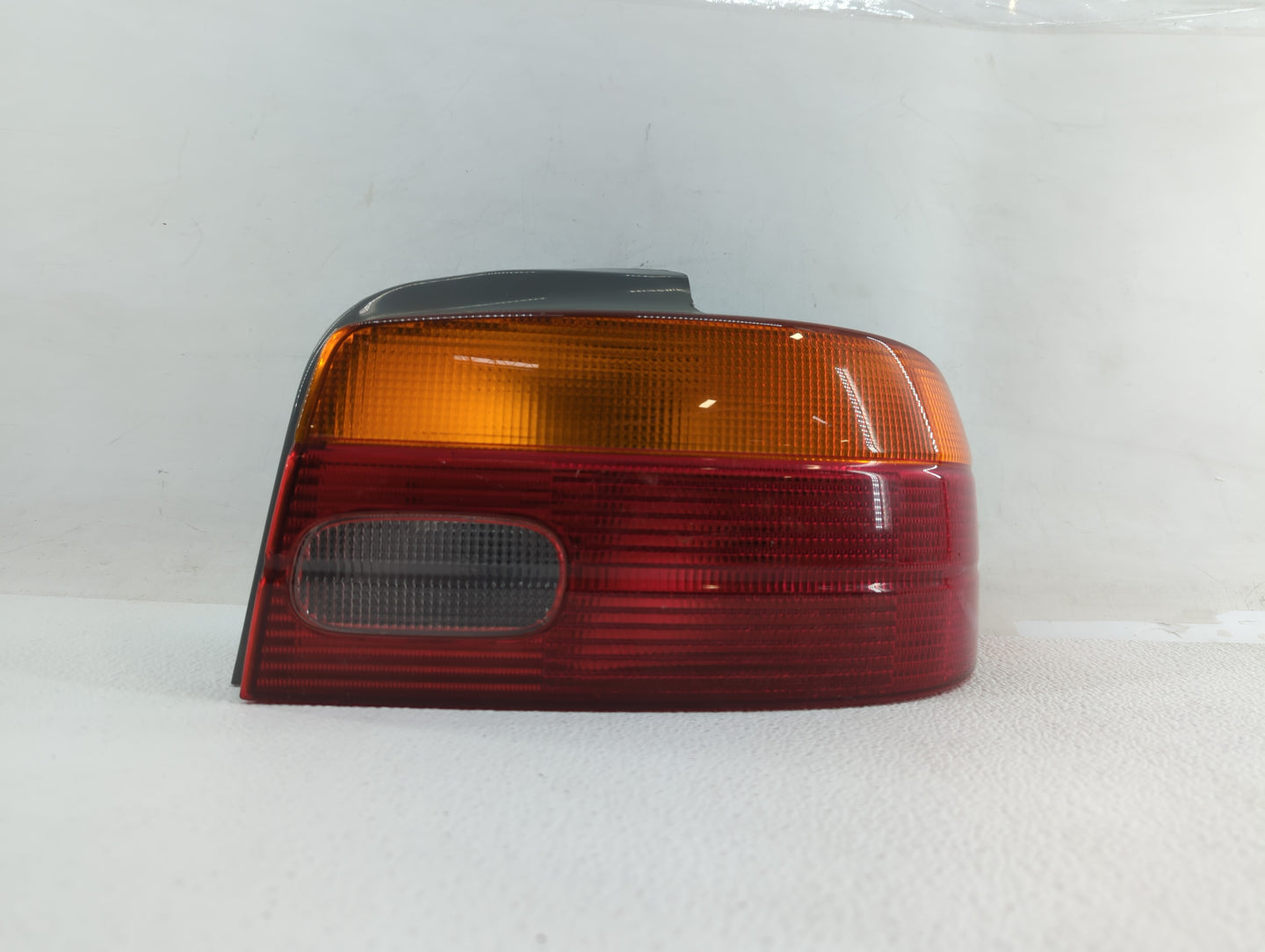 2001 Chevrolet Prizm Tail Light Assembly Passenger Right OEM Fits OEM Used Auto Parts - Oemusedautoparts1.com