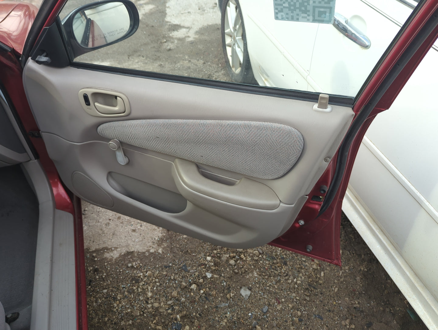 2001 Chevrolet Prizm Front Right Passenger Interior Door Panel Trim - Oemusedautoparts1.com