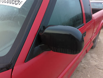 1998-2004 Chevrolet S10 Driver Side View Mirror - Left Door Mirror OEM Used - Oemusedautoparts1.com
