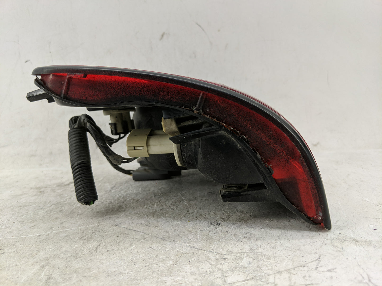 1994-2003 Chevrolet S10 Tail Light Assembly Driver Left OEM P/N:GM16516093 Fits OEM Used Auto Parts - Oemusedautoparts1.com