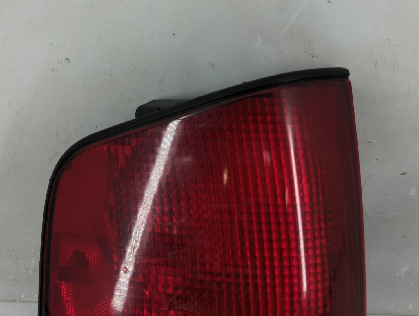 1994-2003 Chevrolet S10 Tail Light Assembly Driver Left OEM P/N:GM16516093 Fits OEM Used Auto Parts - Oemusedautoparts1.com