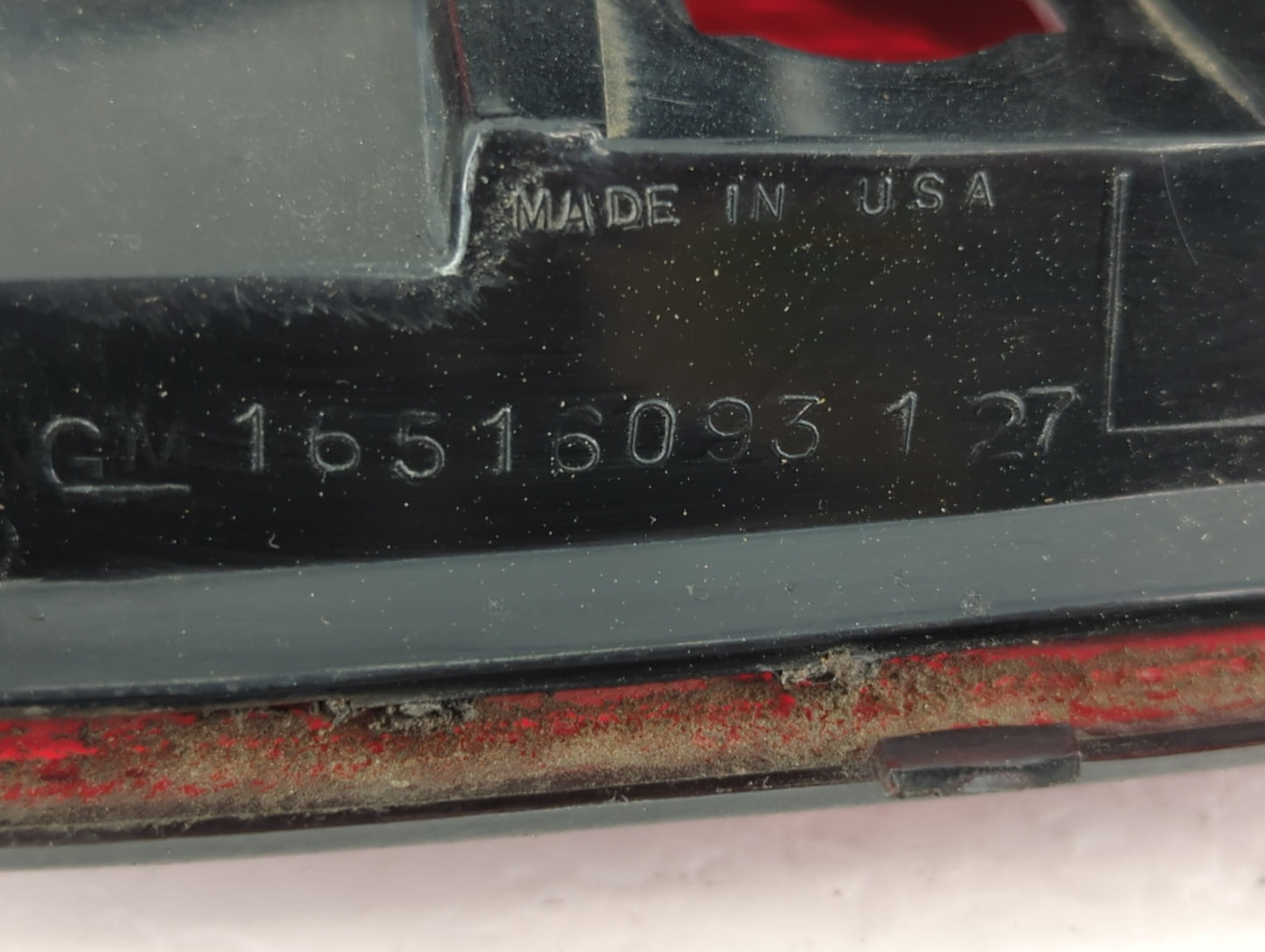 1994-2003 Chevrolet S10 Tail Light Assembly Driver Left OEM P/N:GM16516093 Fits OEM Used Auto Parts - Oemusedautoparts1.com