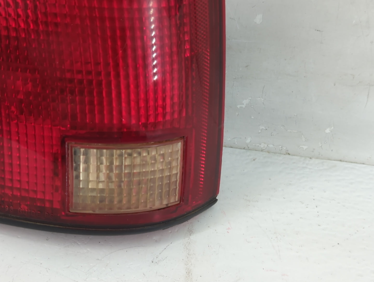 1994-2003 Chevrolet S10 Tail Light Assembly Driver Left OEM P/N:GM16516093 Fits OEM Used Auto Parts - Oemusedautoparts1.com