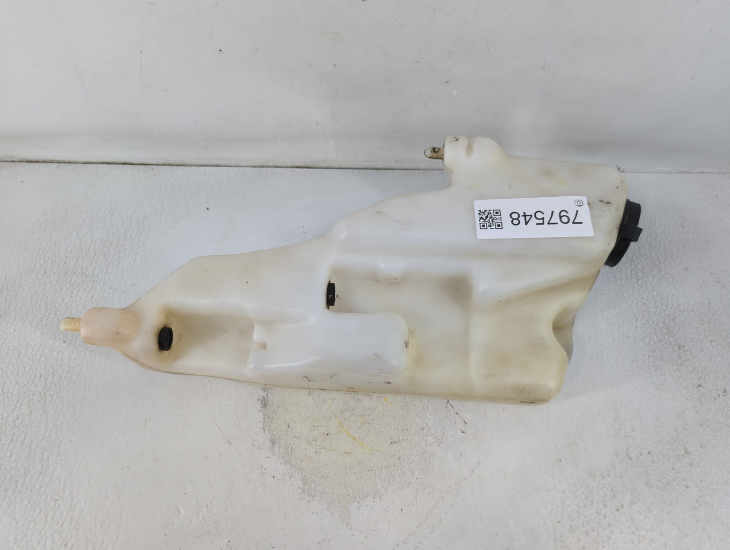 Chevrolet S10 Windshield Washer Fluid Reservoir Bottle Oem - Oemusedautoparts1.com