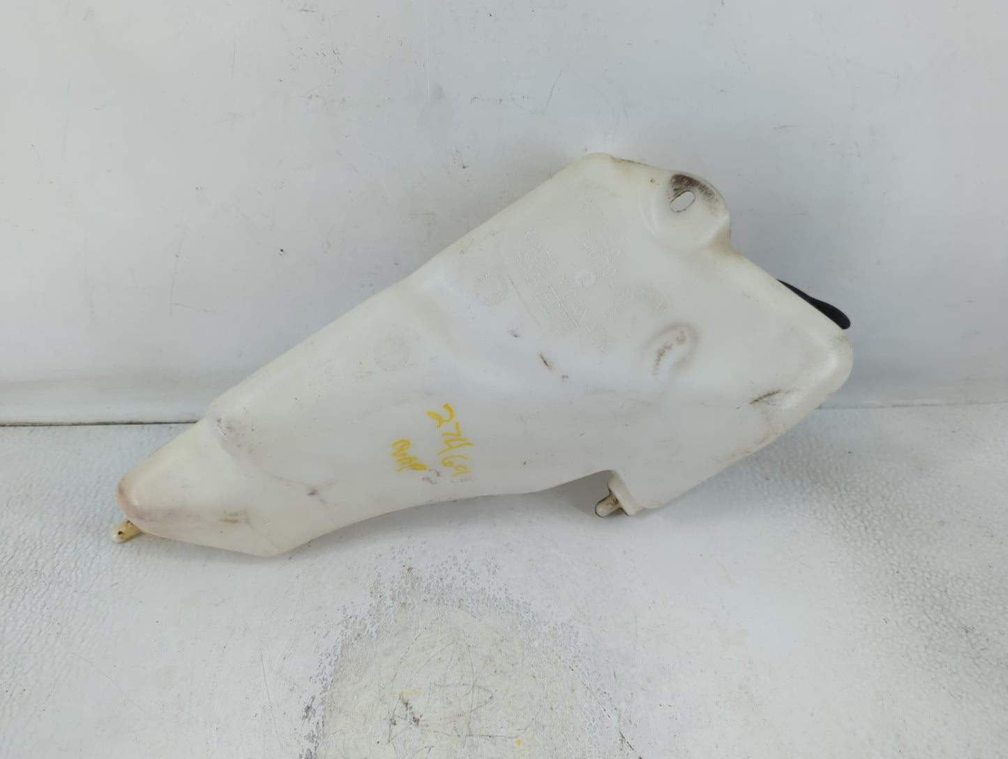 Chevrolet S10 Windshield Washer Fluid Reservoir Bottle Oem - Oemusedautoparts1.com