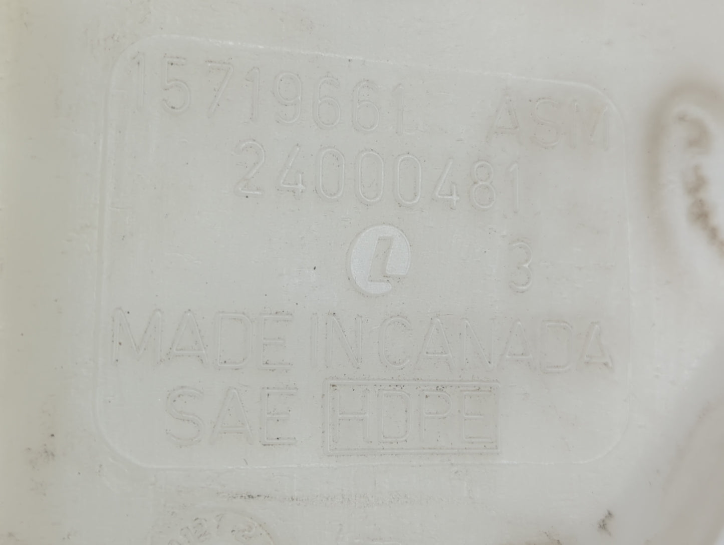 Chevrolet S10 Windshield Washer Fluid Reservoir Bottle Oem - Oemusedautoparts1.com