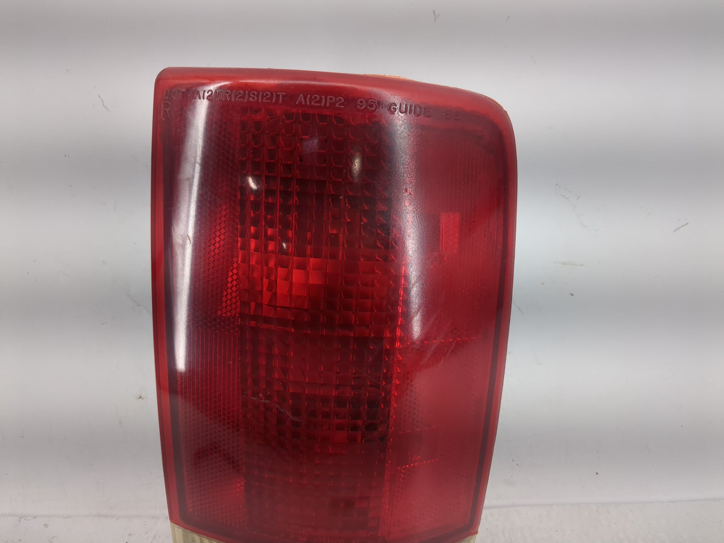 2001 Chevrolet S10 Blazer Tail Light Assembly Passenger Right OEM P/N:5978170 Fits OEM Used Auto Parts - Oemusedautoparts1.c