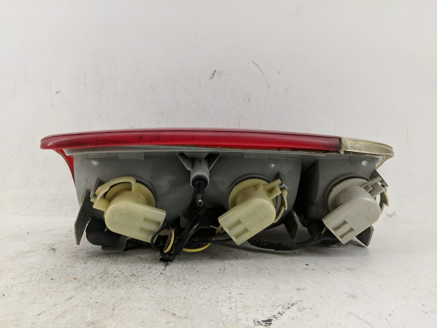 2001 Chevrolet S10 Blazer Tail Light Assembly Driver Left OEM P/N:5978169 Fits OEM Used Auto Parts - Oemusedautoparts1.com