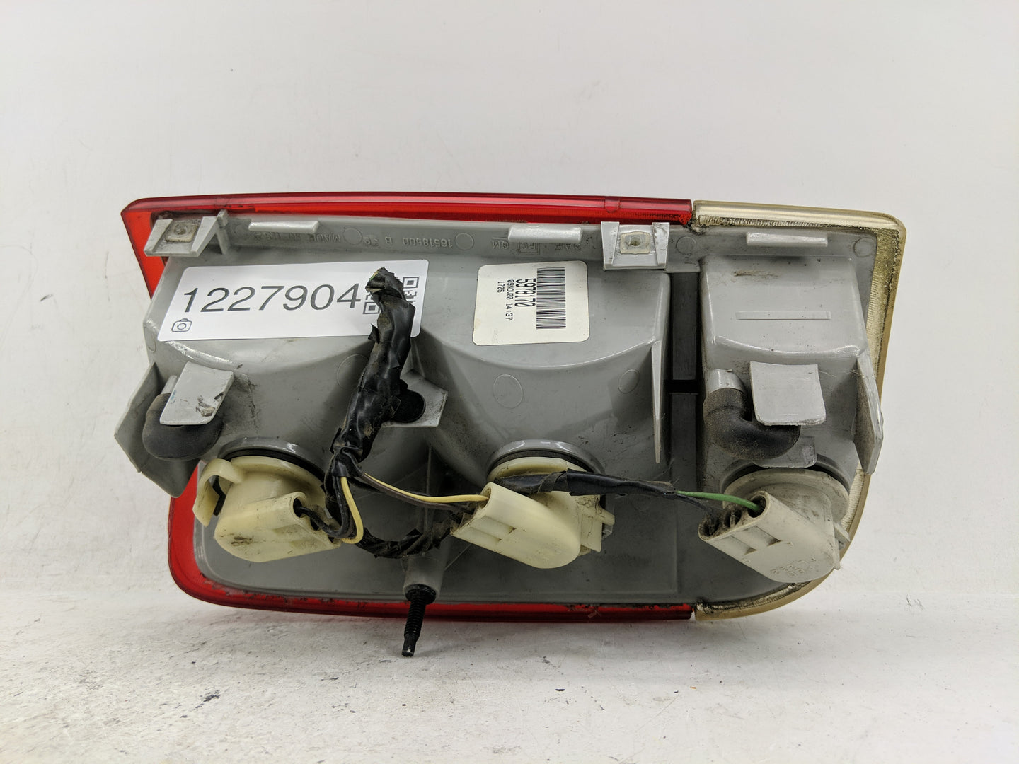 2001 Chevrolet S10 Blazer Tail Light Assembly Passenger Right OEM P/N:5978170 Fits OEM Used Auto Parts - Oemusedautoparts1.c
